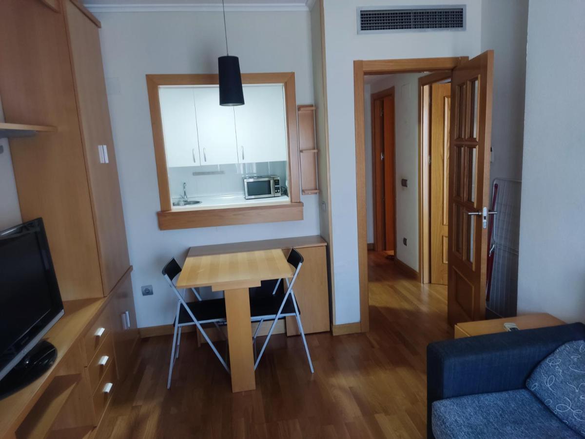 Apartamento Con Aire Acondicionado Y Piscina En Las Mercedes, Cerca Del Plenilunio Y Del Aeropuerto Apartamento *