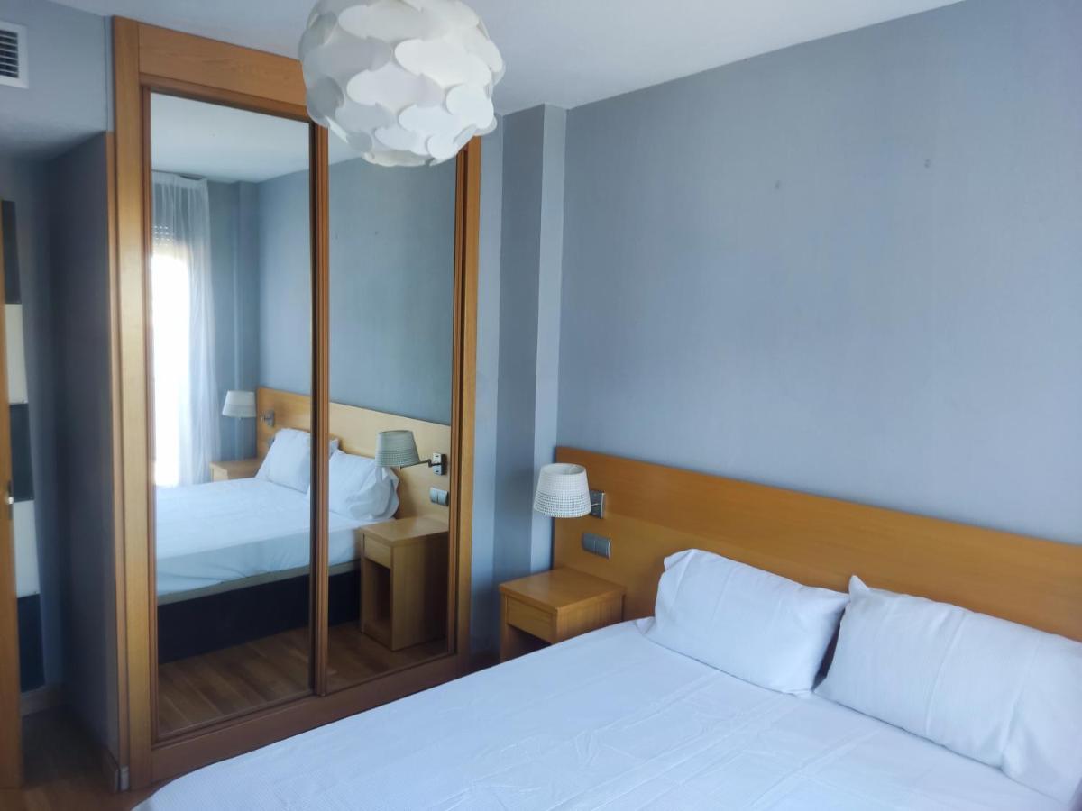 Apartamento Apartamento Con Aire Acondicionado Y Piscina En Las Mercedes, Cerca Del Plenilunio Y Del Aeropuerto