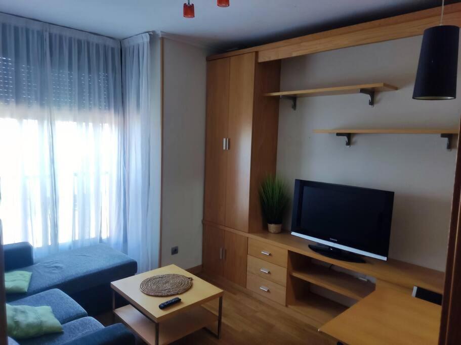 Apartamento Con Aire Acondicionado Y Piscina En Las Mercedes, Cerca Del Plenilunio Y Del Aeropuerto Madrid
