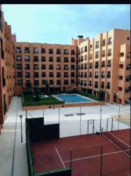 Apartamento Apartamento Con Aire Acondicionado Y Piscina En Las Mercedes, Cerca Del Plenilunio Y Del Aeropuerto *